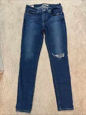 Levi jeans